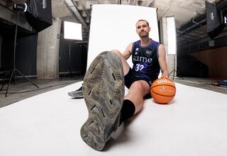 Hlinason, el rey del rebote