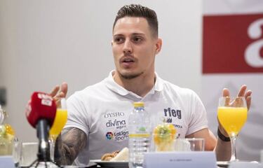 "Llevar dos equipos a Tokio da prestigio a Espa?a en gimnasia"