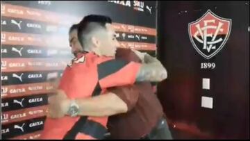 La frase en 'portuñol' con que Pineda se presentó en Vitoria