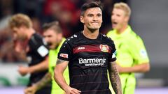 Aránguiz pierde un penal y Leverkusen sufre con el empate