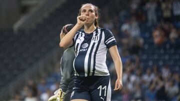 Tigres cae ante Atlas por primera vez en su historia y pierde el liderato general, por lo que con la goleada de Rayadas sobre Monarcas, Monterrey es el nuevo líder.
EN LA FOTO:
