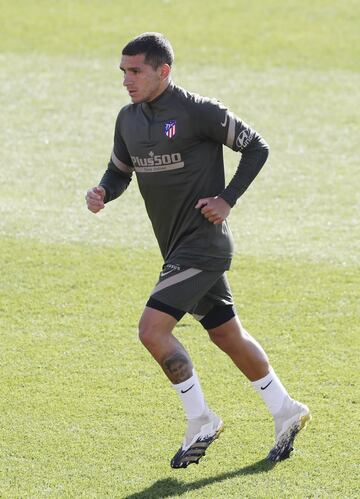 Torreira. 