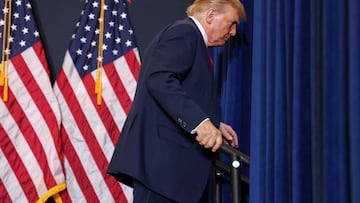 Republican presidential candidate and former U.S. President Donald Trump attends a campaign event in Waterloo, Iowa, U.S. December 19, 2023. REUTERS/Scott Morgan REFILE - QUALITY REPEAT