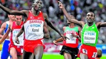 <b>CAMPEÓN. </b>Youssef Saad Kamel, de Bahrein, se proclamó campeón mundial de los 1.500 metros por delante de Mekkonen y Lagat.
