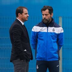 Cumbre entre Quique, Perarnau y Lardín con el futuro en el aire