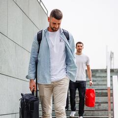 Unai Simón se descabalga de la convocatoria rumbo al Zamora