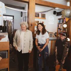 Anabel Lee le pone música a la nueva colección de Wolher