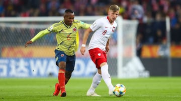 Iván Angulo y Luis Sandoval anotaron los goles que le dieron la victoria a los dirigidos por Arturo Reyes en su primer encuentro en el Mundial.