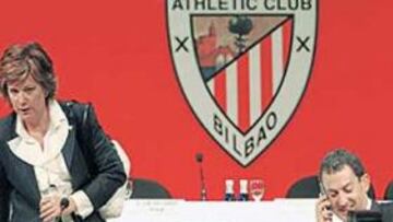 <b>RELEVO ANUNCIADO. </b>Ana Urkijo sustituye desde ayer a Fernando Lamikiz.