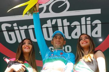 Nibali repitió victoria en Italia en 2016. Una de las ediciones más disputadas que se recuerda en la ronda italiana. Tras una primera semana mala fue remontando y consiguió la maglia rosa en la penúltima etapa.
