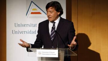 Lete: "Iniesta deber¨ªa de ser Patrimonio de la Humanidad"