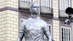 Cristiano, monumental