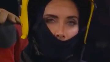 Pilar Rubio vuelve a los retos extremos apagando un lanzallamas con una manguera