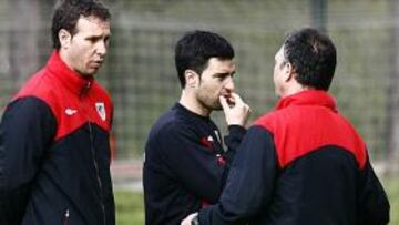 El Athletic ha renovado por una temporada a los cuatro miembros del cuerpo técnico de Joaquín Caparrós.