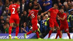 Dejan Lovren celebra el primer gol del Liverpool. 