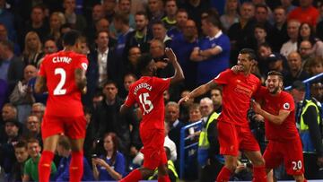 Dejan Lovren celebra el primer gol del Liverpool.