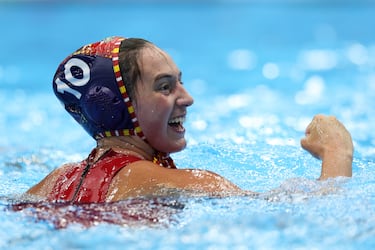 Las 14 chicas de plata que mezclan pasado, presente y futuro