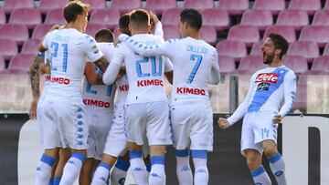 Napoli venció a Cagliari y es el nuevo escolta de la Juventus.