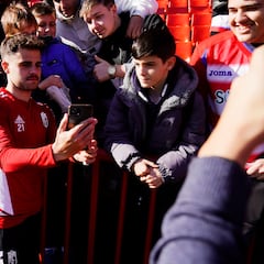 1.000 personas disfrutan con el entrenamiento abierto del Granada