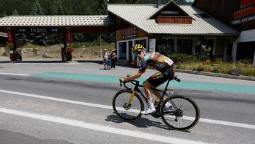 El ciclista neerlandés Steven Kruijswijk, durante una etapa del Tour de Francia.