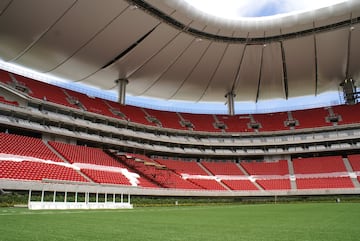 La historia del estadio de Chivas en 40 fotos inéditas