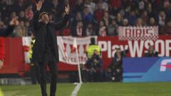 Simeone, en el Pizju&aacute;n, durante el Sevilla-Atl&eacute;tico del que fue luego expulsado.