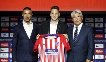 Arias, 11M€, 26 PSV. Empez¨® perdido en el esquema del Cholo. Lateral de ataque, le cost¨®. Tuvo un final de temporada para olvidar.