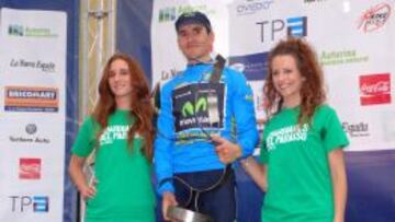 Igor Antón, en el podio de la Vuelta a Asturias.