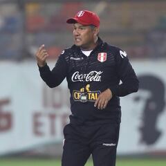 Juan Reynoso, preocupado por la paralización de la Liga 1