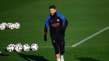 Soccer Football - Paris St Germain Training - Ooredoo Training Centre, Saint-Germain-en-Laye, France - December 27, 2022 Paris St Germain's Sergio Ramos during training REUTERS/Sarah Meyssonnier