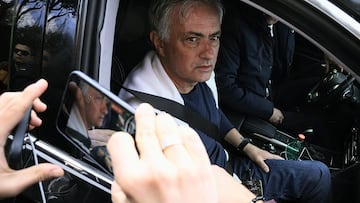 Rome (Italy), 16/01/2024.- Former coach of AS Roma, Jose Mourinho, leaves the club's Trigoria training center in Italy, 16 January 2024. AS Roma sacked coach head Jose Mourinho with immediate effect. (Italia) EFE/EPA/MASSIMO PERCOSSI