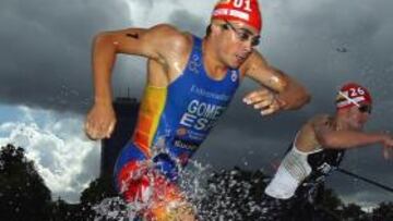 <b>LA SELECCIÓN. </b>José Miguel Pérez, Damlaimcourt, Mola, Murúa, Gómez Noya y Zuriñe Rodríguez.