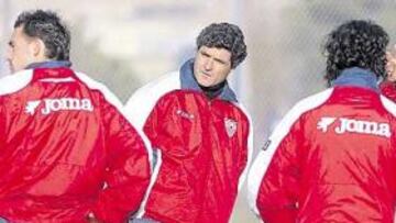 <b>PREOCUPADO. </b>Juande Ramos mostró ayer su inquietud ante la larga lista de lesionados.