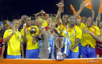 El equipo de Trinidad y Tobago cuenta con dos de estos trofeso obtenidos en 1978 y 1985