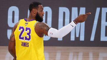 LeBron James, durante el cuarto partido de las Finales de la NBA 2020 que ha enfrentado a Miami Heat y Los Angeles Lakers