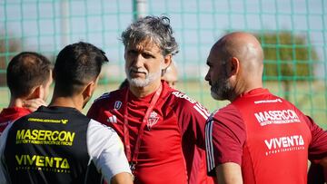 Alfaro buscará su primera victoria como entrenador grana.