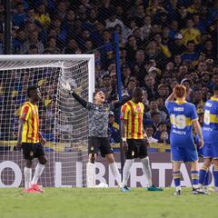 Pereira, cerca de la épica: Boca remonta en tiempo de adición