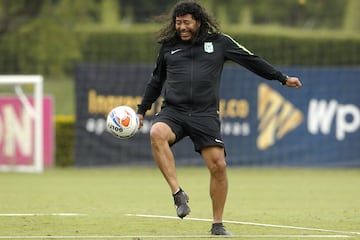 Atlético Nacional trabaja para seguir líder de la Liga Águila. Prepara su próximo juego, ante Bucaramanga.