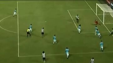 La noche inolvidable de Viana: 4 atajadas notables ante Santos