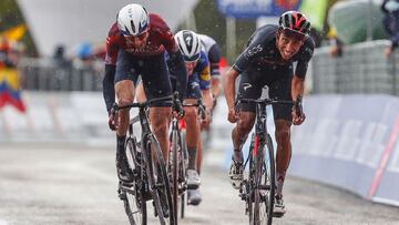 Egan Bernal gan&oacute; la novena etapa del Giro de Italia 2021 y consigui&oacute; hacerse con el primer lugar de la clasificaci&oacute;n general de la carrera.