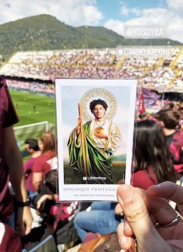 Guillermo Ochoa ya es un santo en el Salernitana