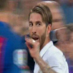Sergio Ramos, tras su expulsión, a Piqué: "Ahora hablas"