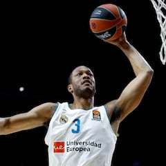 Un Madrid desencantado gana y se medirá al Panathinaikos