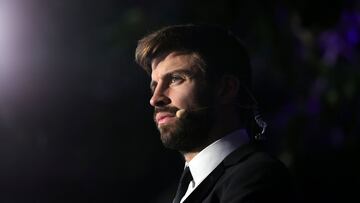 FILE PHOTO: Soccer Football - Globe Soccer Awards - Armani hotel, Burj Khalifa, Dubai, United Arab Emirates - December 27, 2020 Gerard Pique arrives for the Globe Soccer Awards REUTERS/Christopher Pike/File Photo