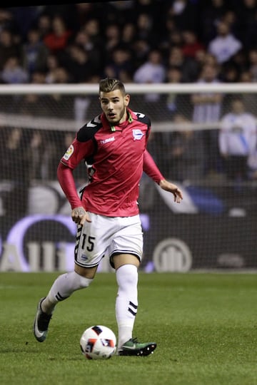 Estuvo en las categor¨ªas inferiores del Atl¨¦tico antes de ser cedido al Alav¨¦s en la temporada 16/17.