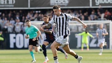 15/02/25
PARTIDO SEGUNDA DIVISION
CASTELLON - EIBAR
Raul Sanchez