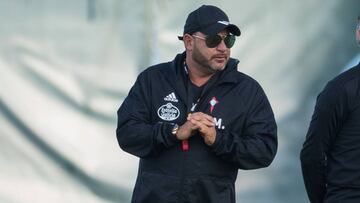 Antonio Mohamed, entrenador del Celta, en un entrenamiento. 