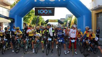 M¨¢s de mil personas homenajearon a Xavi Tondo