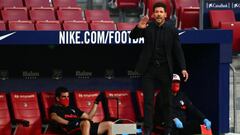 Simeone dirigiendo al Atl&eacute;tico