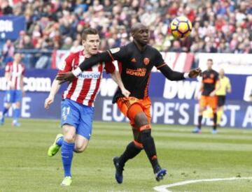 Gameiro con Mangala. 